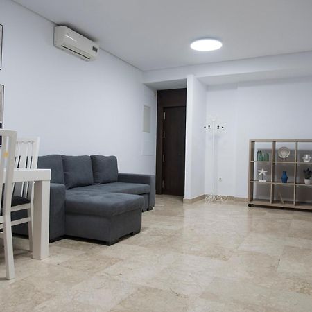 Nightinsevilla Teodosio Free Parking Zewnętrze zdjęcie