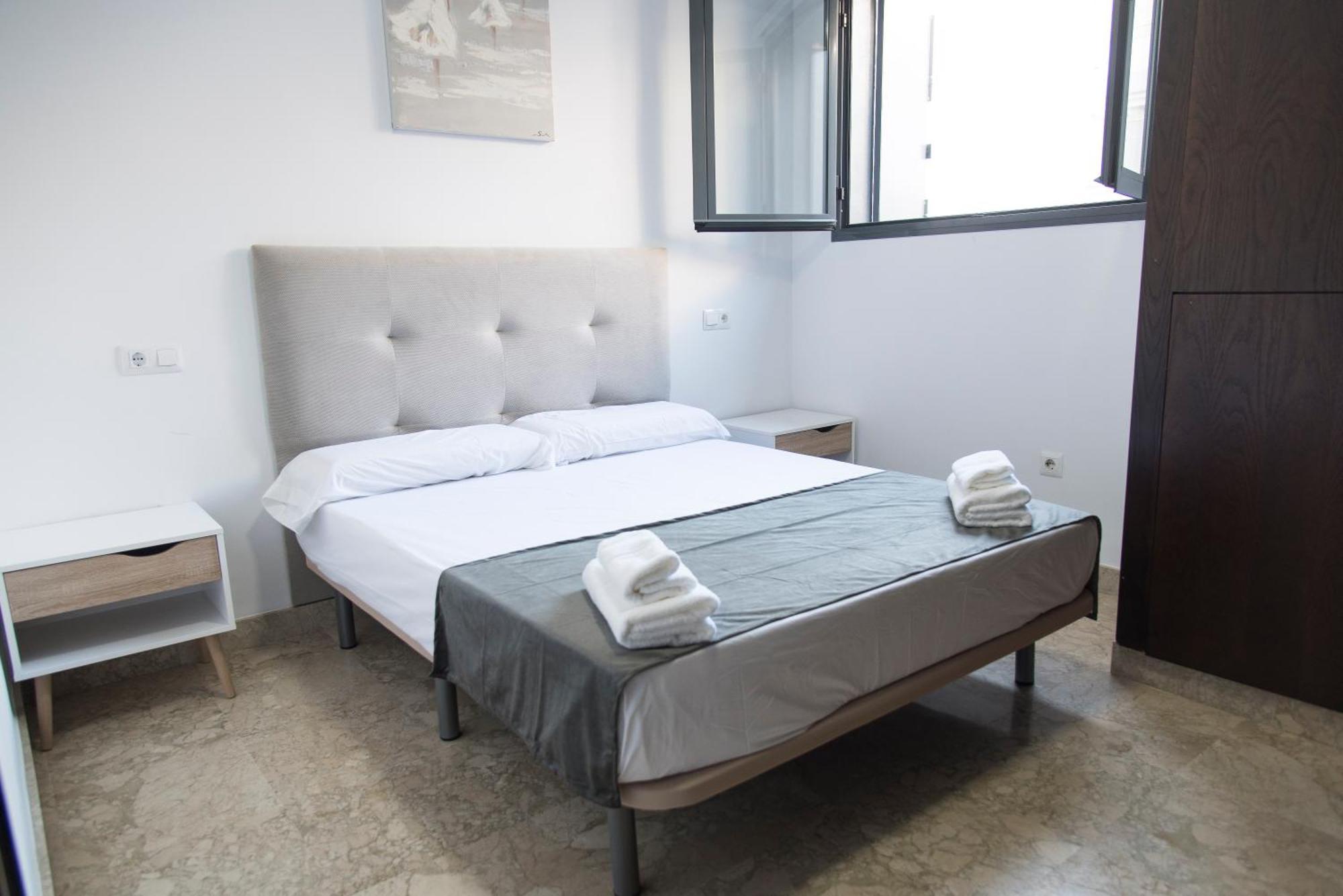 Nightinsevilla Teodosio Free Parking Zewnętrze zdjęcie